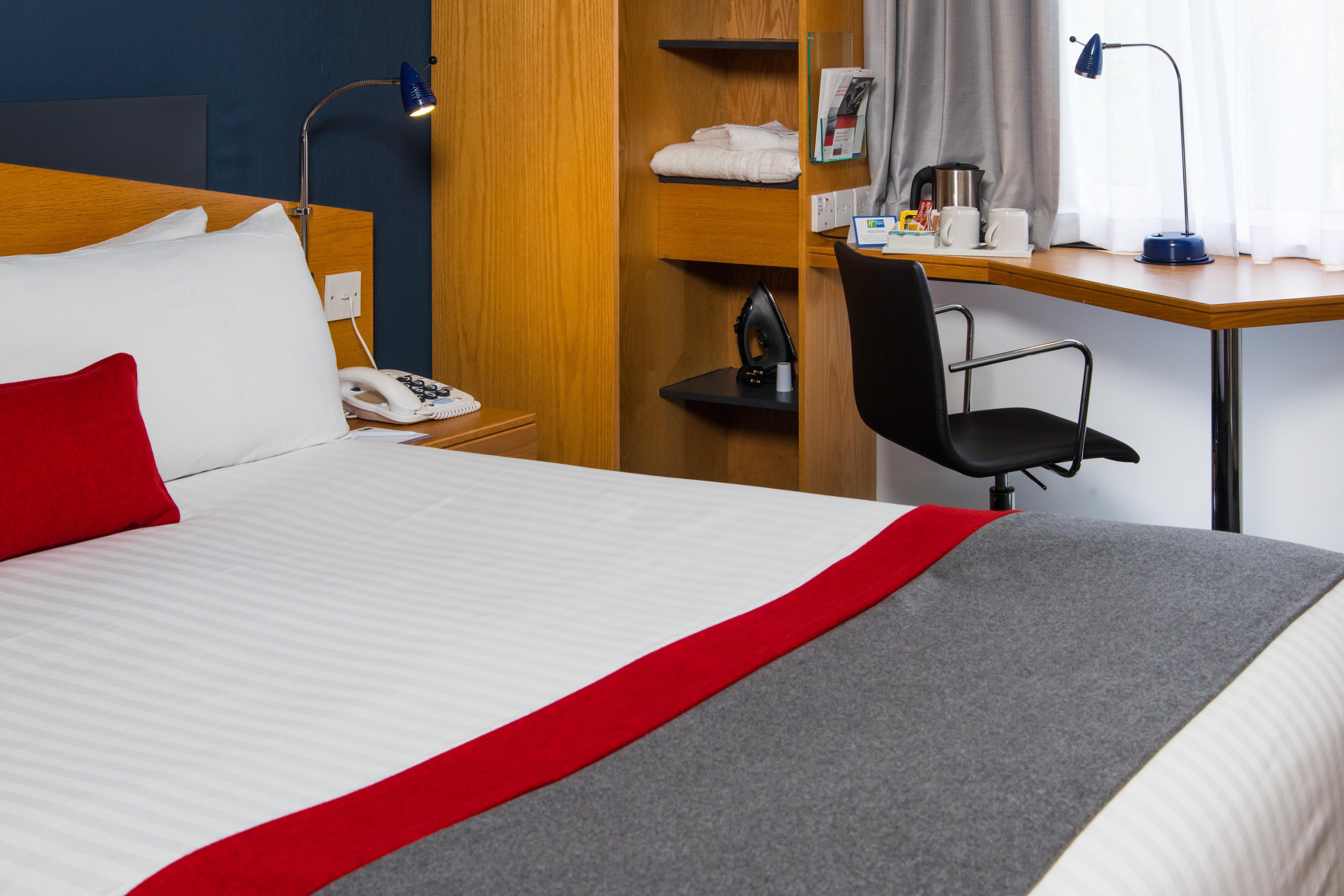 Holiday Inn Express Peterborough By Ihg Exterior foto