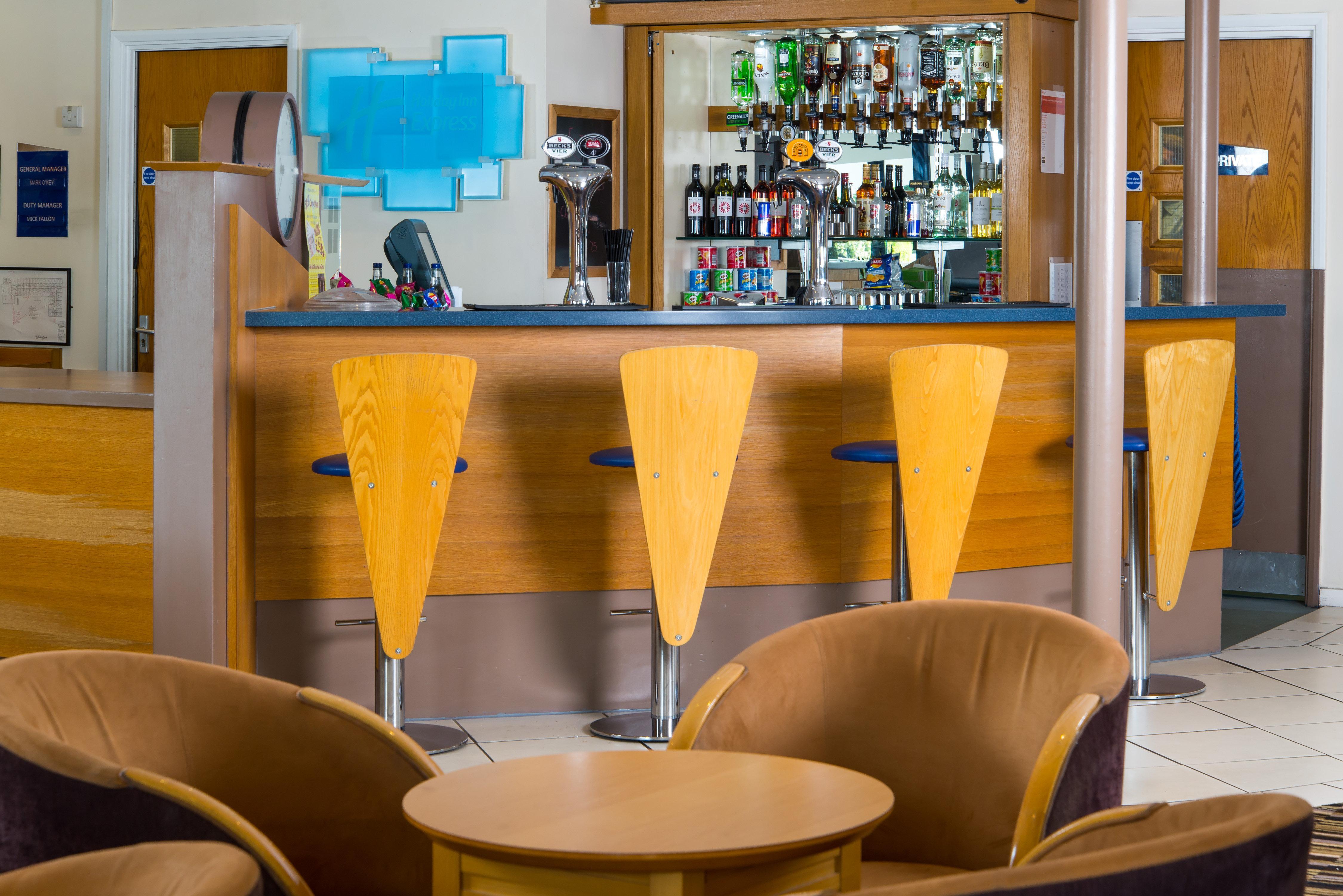 Holiday Inn Express Peterborough By Ihg Exterior foto